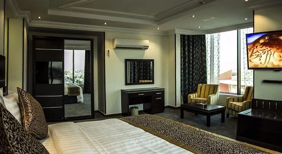 Platinum Suites Hotel Apartments 吉达